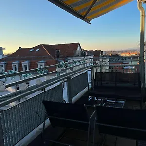 Stariva - Terrasse Ueber - Kaffeemachine - Netflix - Playstation - Brettspiele Apartment Dresden