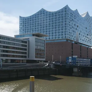 Gästezimmer An Der Elbphilharmonie Contactless Check In Apartment Hamburg